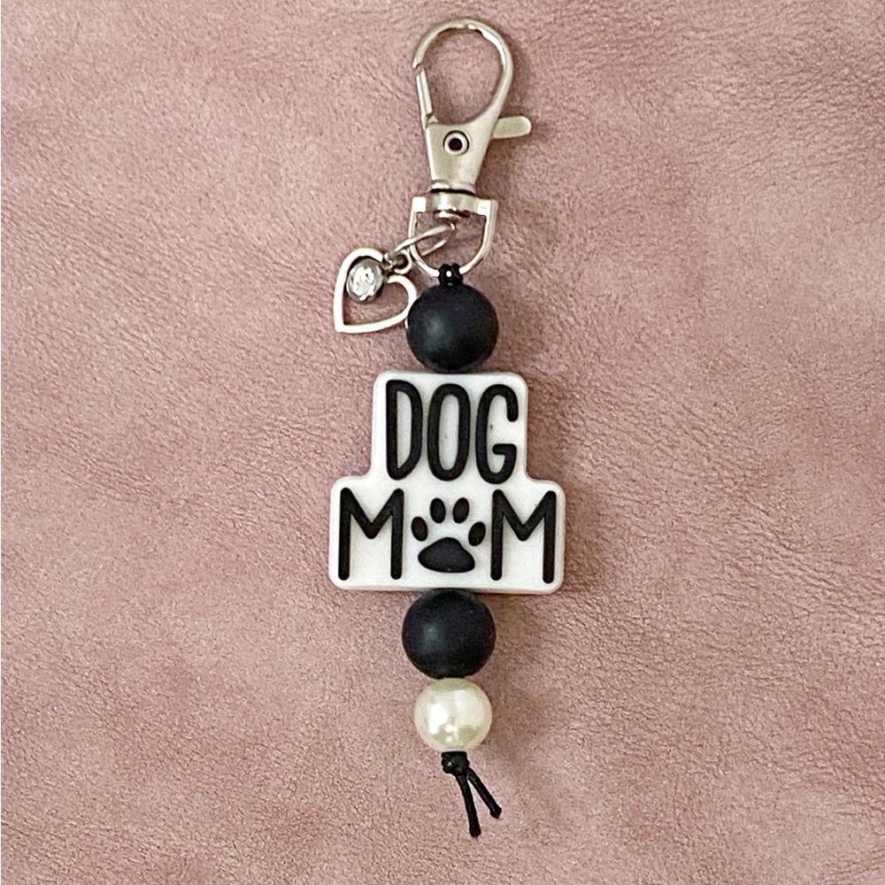 Dog Mom Keychain, Dog Mom Bag Accessories, Fur Mom Gift
